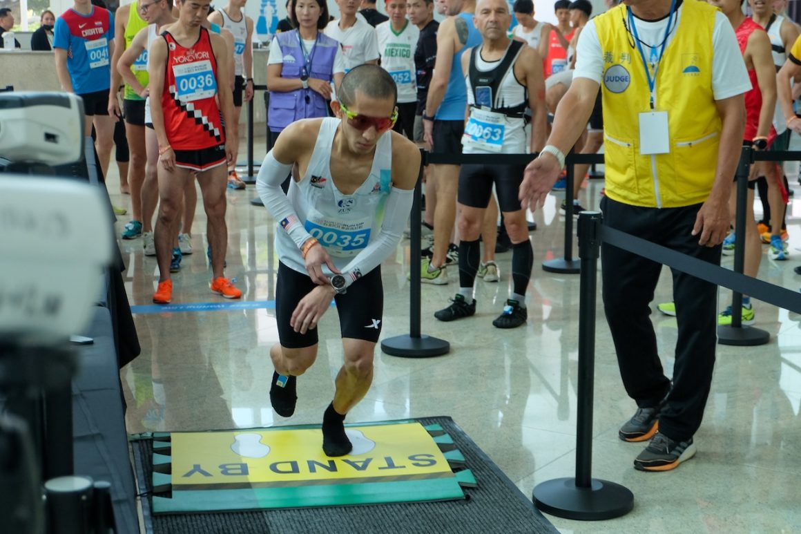 Wai Ching Soh of Malaysia at the start of the second round.
