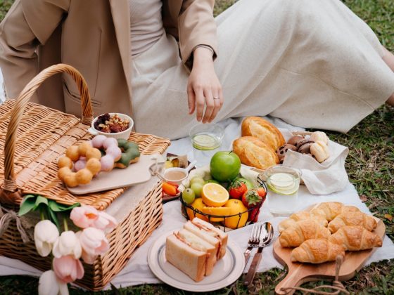 Taipei boasts numerous parks perfect for picnicking, where one can savor delicious food and unwind. (Photo・Brown Chen)